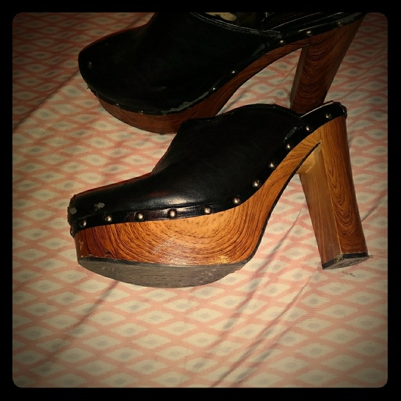 Dollhouse Shoes - Clogs